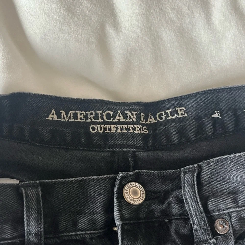 Black American Eagle Jean Shorts - Picture 3 of 4